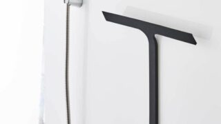 もうお風呂のカビに悩まない！マグネット付水切りワイパーで始める簡単お風呂掃除で楽＆カビ対策